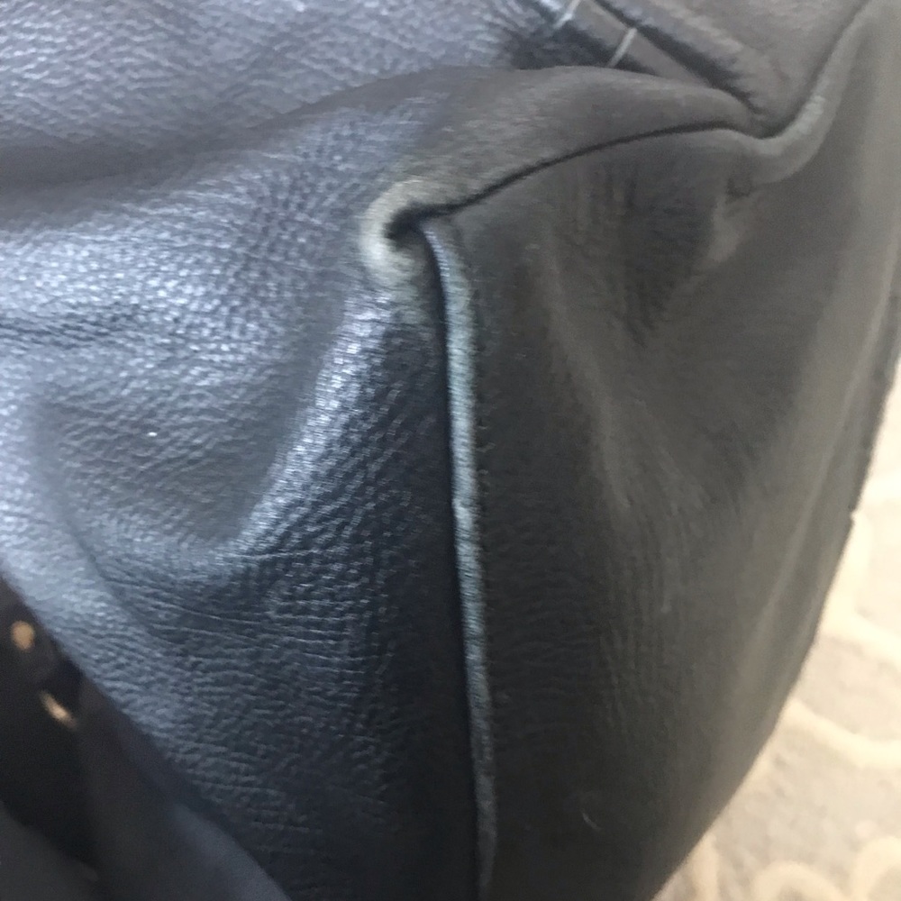 Bill Blass purse - Picture 7 of 8